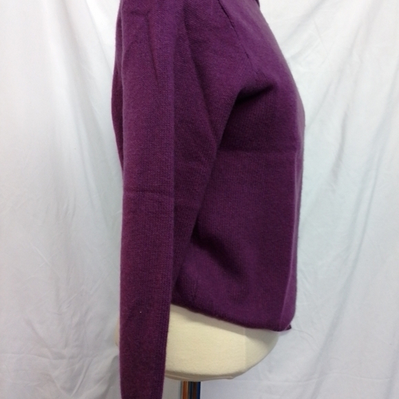 Neiman Marcus Rich Purple Turtleneck Sweater - Picture 2 of 6